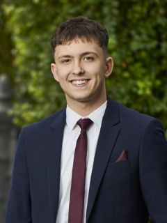 Phoenix Mihailov - Real Estate Agent