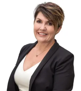Rebecca Pitt - Real Estate Agent