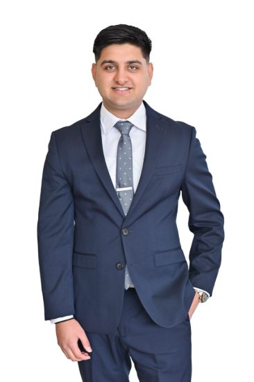 Dheeraj Devgan - Real Estate Agent at Scott Kim Real Estate - MOUNT WAVERLEY    