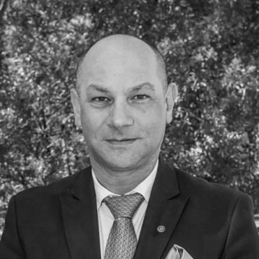 Peter Magdalinos - Real Estate Agent at Century 21 Property Group