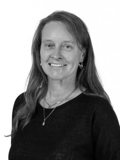 Petra Russell - Real Estate Agent at Century 21 Jones Property Group - Carlisle 