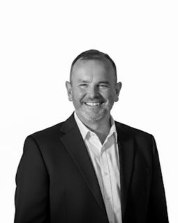 Andrew  Smith - Real Estate Agent