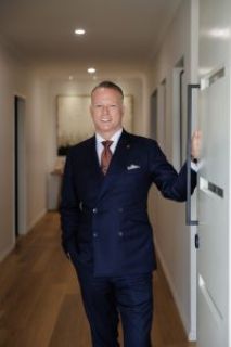 Mark  Snelson - Real Estate Agent