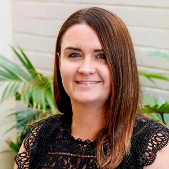 Lisa Brzozowski - Real Estate Agent at Raine & Horne Wallsend & New Lambton - WALLSEND