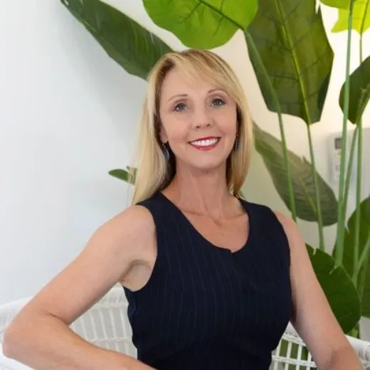 Jennifer Thomson - Real Estate Agent at Raine & Horne - Killarney Vale | The Entrance