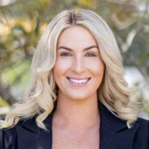 Rachael Crompton - Real Estate Agent at Ray White Malan + Co