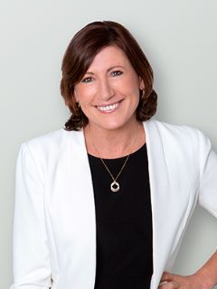 Rachel  Dyer - Real Estate Agent