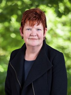 Rae Corris - Real Estate Agent