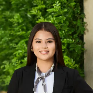Raihana Taheri - Real Estate Agent