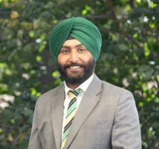 Rajender Hans - Real Estate Agent