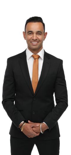 Rakesh Kaushik - Real Estate Agent at Zen Edge Realty - CAVERSHAM