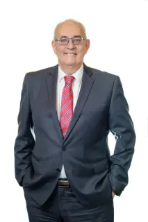 Peter Rezek - Real Estate Agent