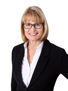 Raylene Teague - Real Estate Agent
