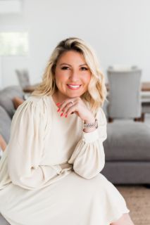 Rebecca Rainford - Real Estate Agent