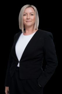Rebecca Thompson - Real Estate Agent
