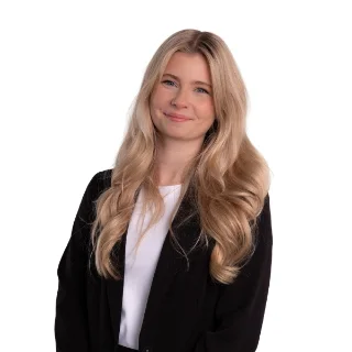 Rebecca Wilkinson - Real Estate Agent