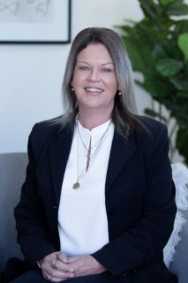 Renae Hoawerth - Real Estate Agent