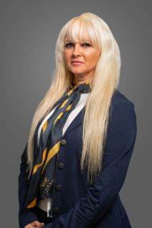 Renee Browne - Real Estate Agent