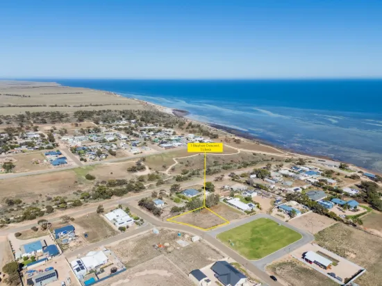 1 Stephen Crescent, Tickera, SA 5555