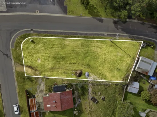 1 Taree Crescent, Gravelly Beach, Tas 7276