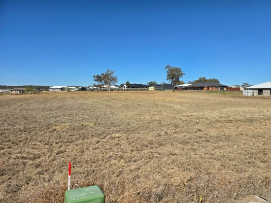 10 WILLIS ROAD, Meringandan West, Qld 4352