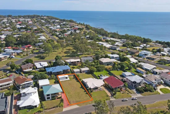 104 Esplanade, Point Vernon, Qld 4655-Image