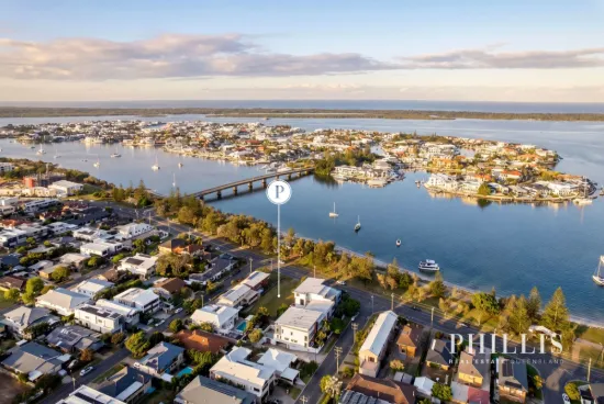 116 The Esplanade, Paradise Point, Qld 4216