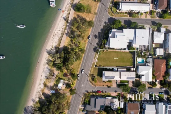 116 The Esplanade, Paradise Point, Qld 4216-Image