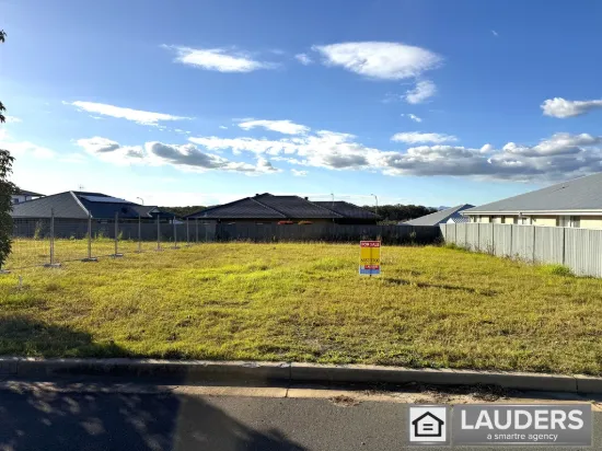 13 Ondaroo Crest, Old Bar, NSW 2430