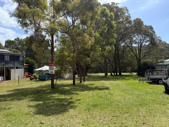 13 PERONNE AVE, Russell Island, Qld 4184 - For Sale