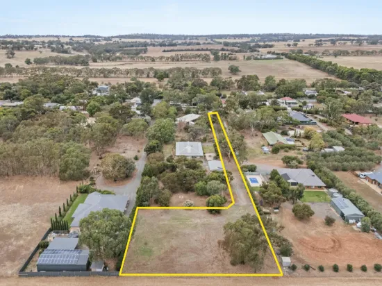 17 Altmann Street, Moculta, SA 5353