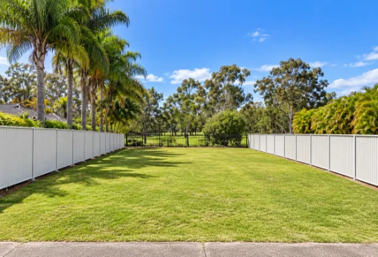 17B Kookaburra Drive, Eli Waters, Qld 4655