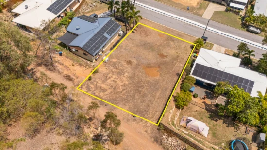 21 Flounder Crescent, Toolooa, Qld 4680