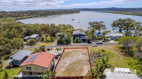 21 Schooner St, Russell Island, Qld 4184 - For Sale