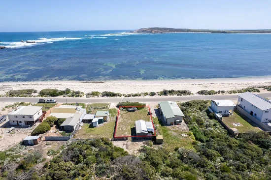 24 Esplanade, Elliston, SA 5670