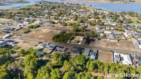 26 Terry Way, Clayton Bay, SA 5256