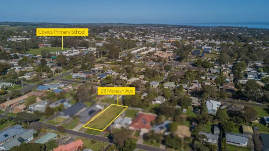 28 Monash Avenue, Cowes, Vic 3922