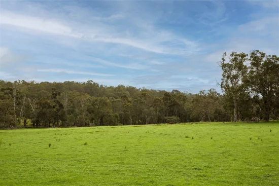 3 Firetail Bend, Parkerville, WA 6081