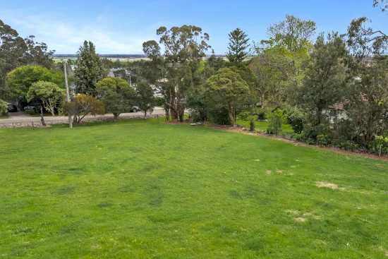 3 Quarry Road, Tynong, Vic 3813