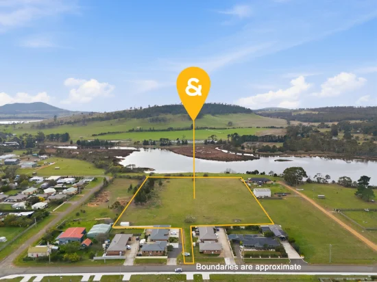 30 Henry Street, Triabunna, Tas 7190
