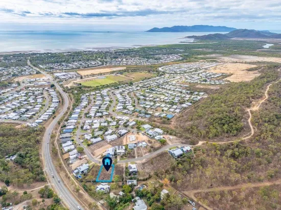 35 Deedes Crescent, Bushland Beach, Qld 4818