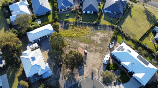 4 Murray Graham Place, Metung, Vic 3904