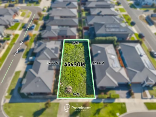 40 Laker Boulevard, Clyde North, Vic 3978