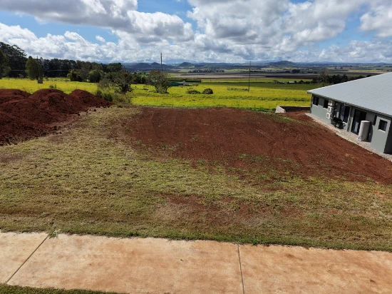 42 Countryview Drive, Atherton, Qld 4883