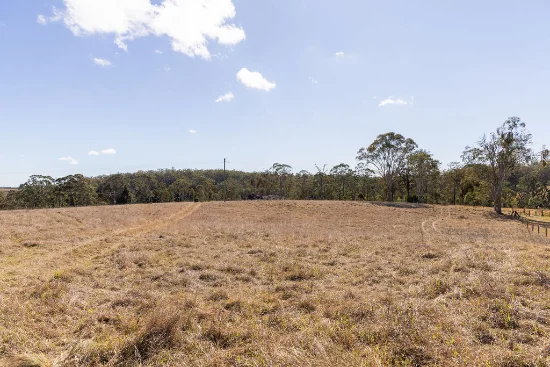 4245 Esk Hampton Road, Hampton, Qld 4352