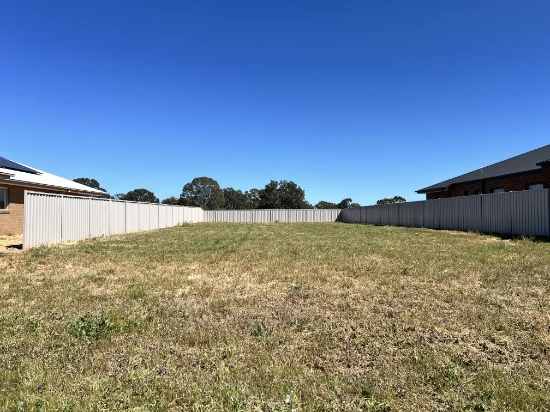 43 Livingston Boulevard, Benalla, Vic 3672