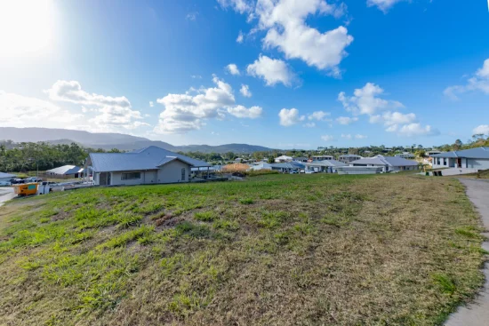 44 Springfield Circuit, Cannonvale, Qld 4802