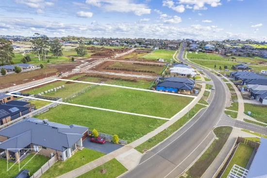 45  Paramount Drive, Warragul, Vic 3820