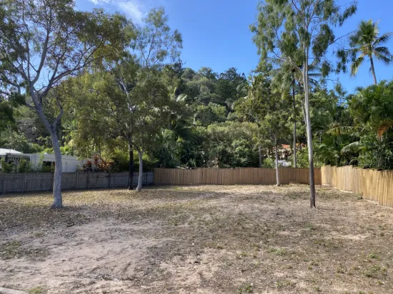 5 Boulder Ct, Nelly Bay, Qld 4819