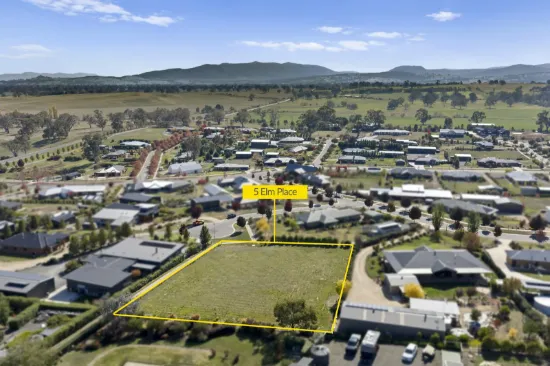 5 Elm Place, Mansfield, Vic 3722